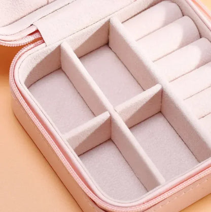 Jewelry Organizer Box , Mini Jewelry Box Travel Pu Leather, Small Jewelry Box Portable Travel Jewelry Box For Rings Earrings Necklace Bracelets Watch Gift For Women Girls